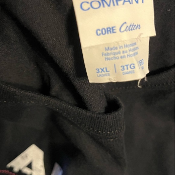 Multiple t-shirts - Picture 11 of 13